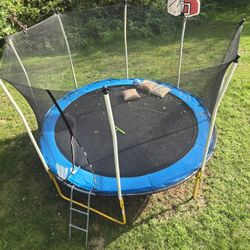 Trampoline 