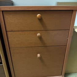 Wood stutdy three drawer filing cabinet