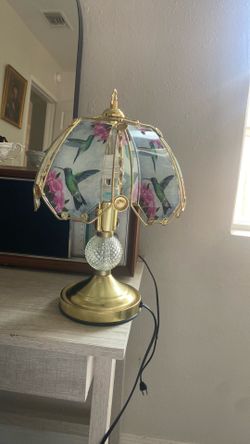 Pretty hummingbird Lamp