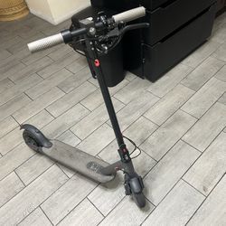 Electric scooter
