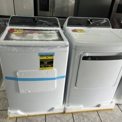 FRIGIDAIRE TOP LOAD WASHER AND GAS DRYER SET!!! With 1 Year Factory Warranty!!!!!