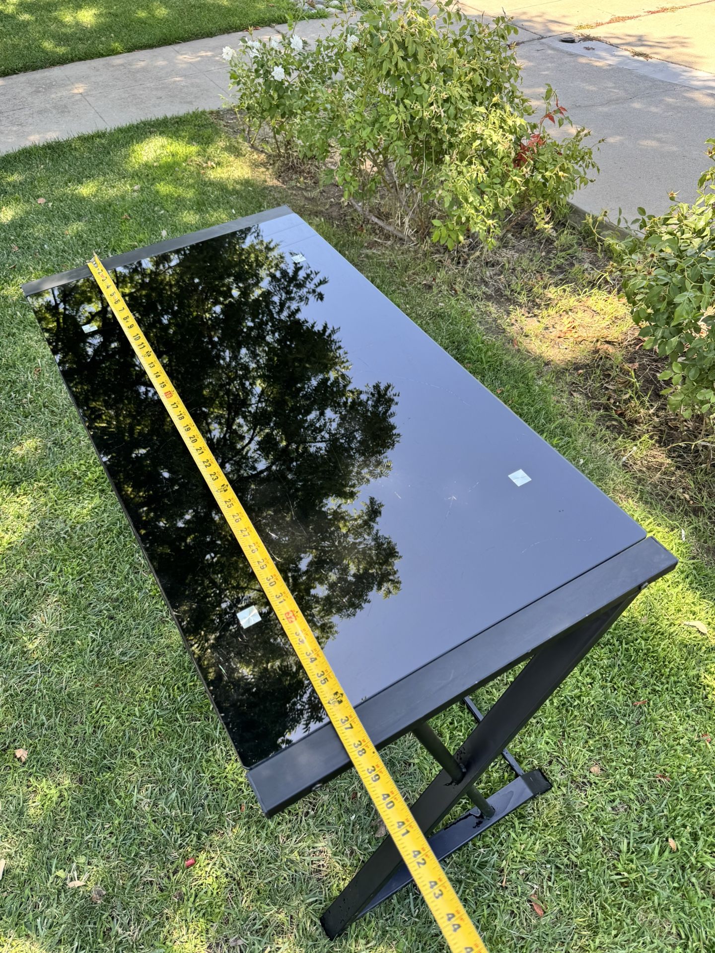 40$$ Really Nice Desk