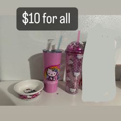Hello Kitty Cups 