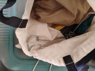 Ties downs for tent.pan with silverware campingthermouse brand new with cups