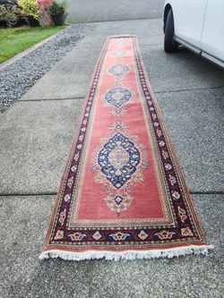 100% Italion Wool Runner Rug