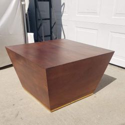 Coffee Table  - Excellent Condition 