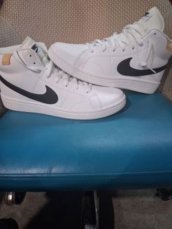 New Nike Size 11.5Men