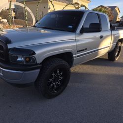 2000 Dodge Ram 1500