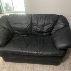 Black Leather Couch 