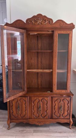 Mueble de madera