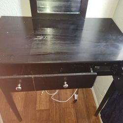 Vanity And Chair Mirror Set