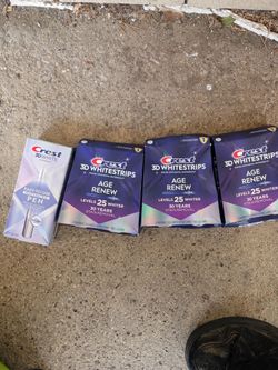 Crest whitening strips/ crest whitening pen