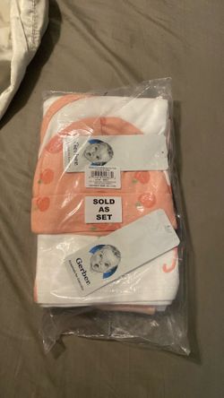 Gerber Baby girl 6 piece gift set 3-6 mth