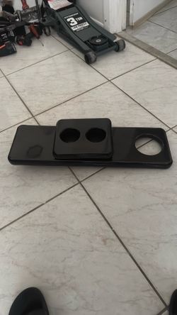 VIP tray
