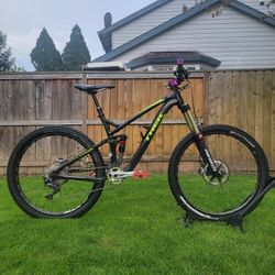 🔥 Trek Remedy 8 – Upgraded XTR Wheelset – Size M – Ready to Ride 🔥