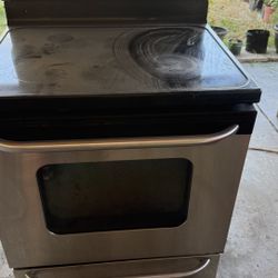 GE RANGE 