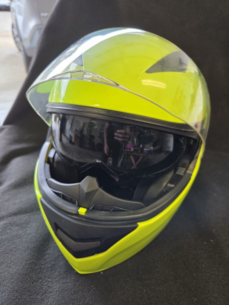 Motorcycle Helmet Never Used Like New $65