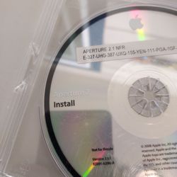Apple Discs - Aperture 2, Aperture 3, .Mac