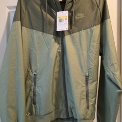 Nike Windbreaker 