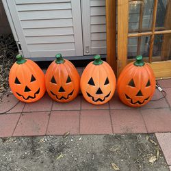 Halloween blow molds Pumpkins 