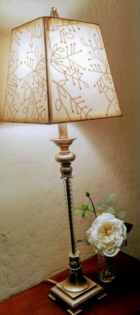 Lamp And Rose Flower In Resin With Glass Vase Household Lamp And Rose Flower In Resin With Glass Vase Household Goodyear Az Offerup