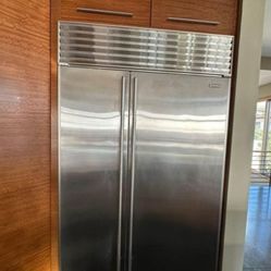 48” Sub-Zero 632 SxS Sub-Zero 632 SxS  Refrigerator
