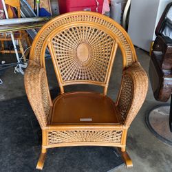 Beautiful liquor great condition