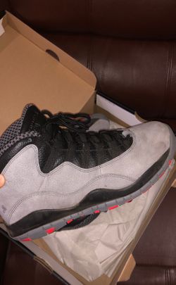 Cool Grey 10’s size 9 1/5