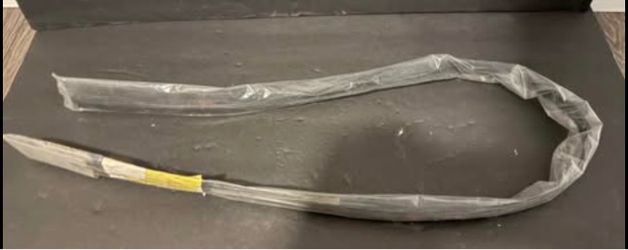 Genuine Mitsubishi OEM Lift Gate Glass Lower Seal – 5805A651.