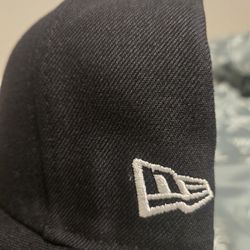 2  New York BASEBALL CAPS
