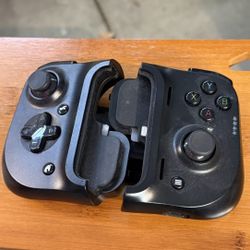 Razer Kishi Mobile Game Controller/Gamepad for iPhone iOS: Works with most iPhones β X, 11, 12, 13, 13 Max - Apple Arcade, Amazon Luna, Google Stadia
