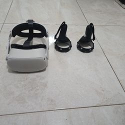 Oculus Quest 2 w/ Accessories 