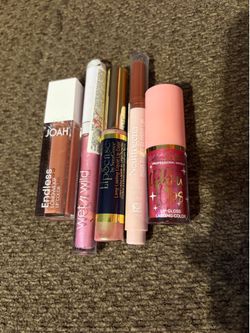 New makeup bundle