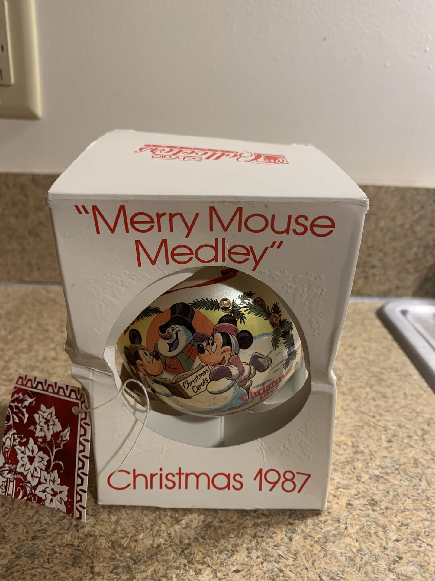 Vintage 1987 Disney Mickey and Minnie Mouse Christmas ornament