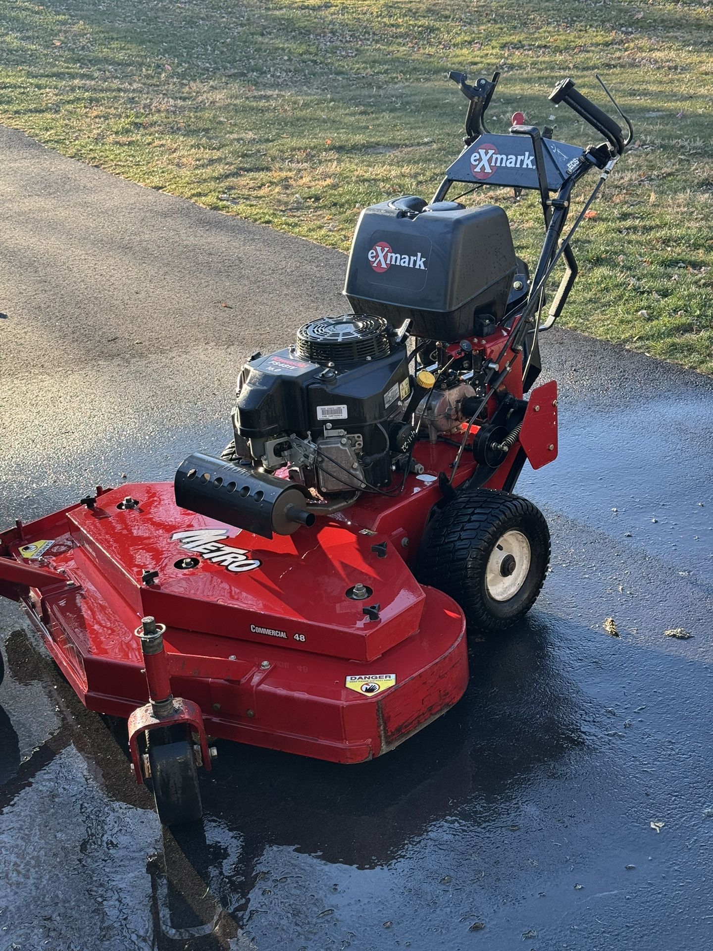 ExMark Metro 48in 