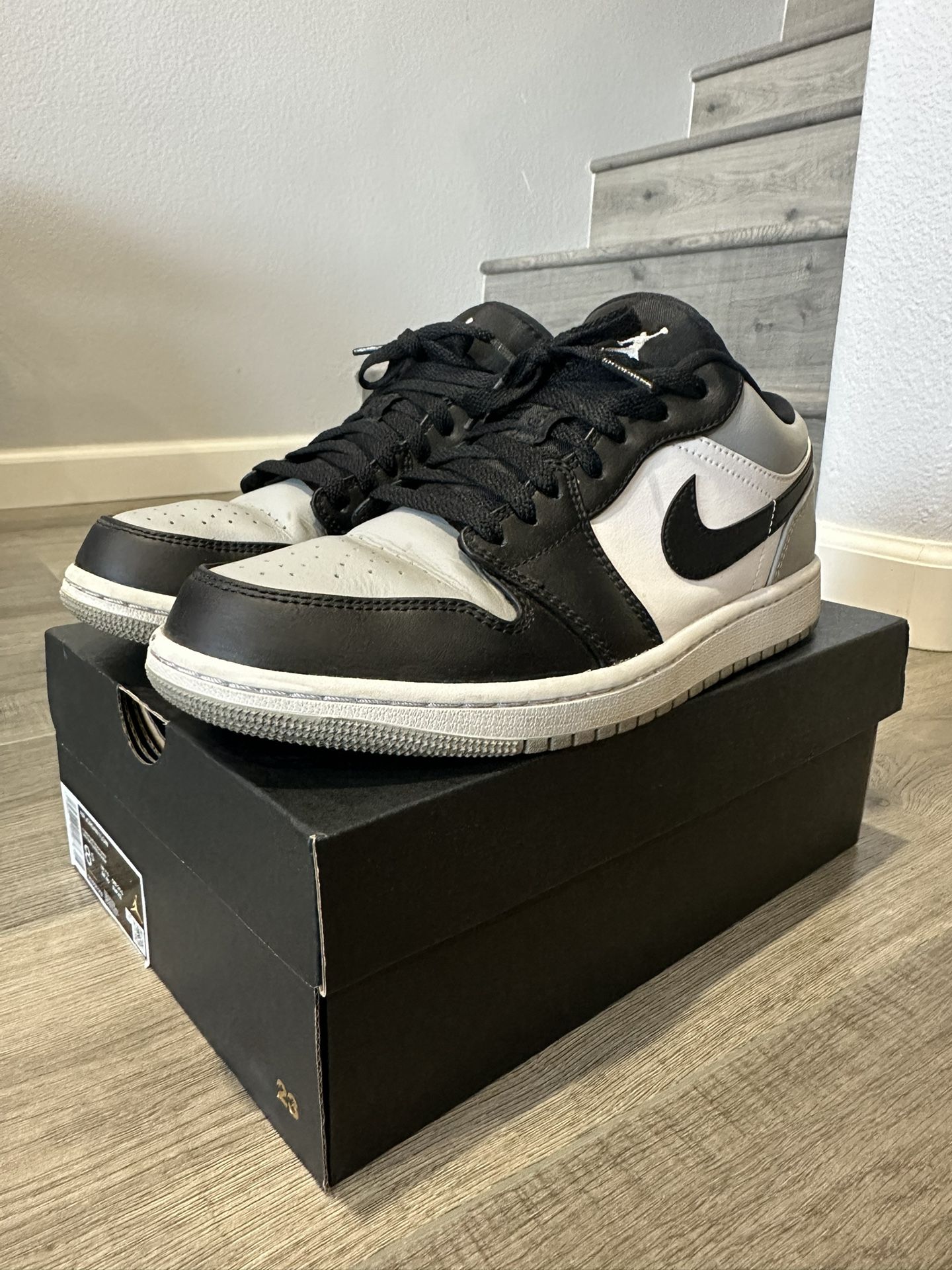 Nike Air Jordan 1 Low - 553558-052 Shadow Toe / Men’s 8.5