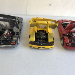 3 Ferraris Scale 1:18 