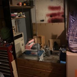 I Have A Wall Unit Mirrored Withdraws