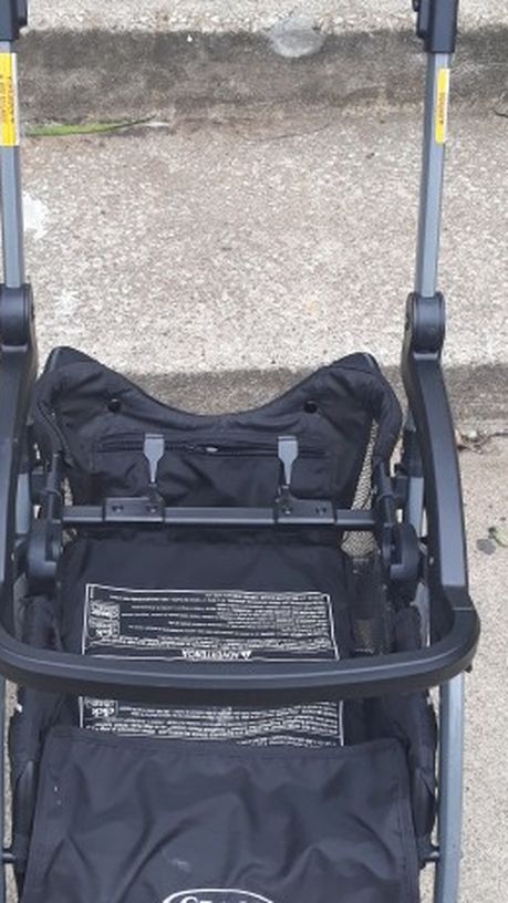 Graco Click Connect Car Seat And Stroller