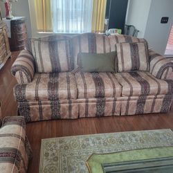 2 Full Size Sofas With Ottoman