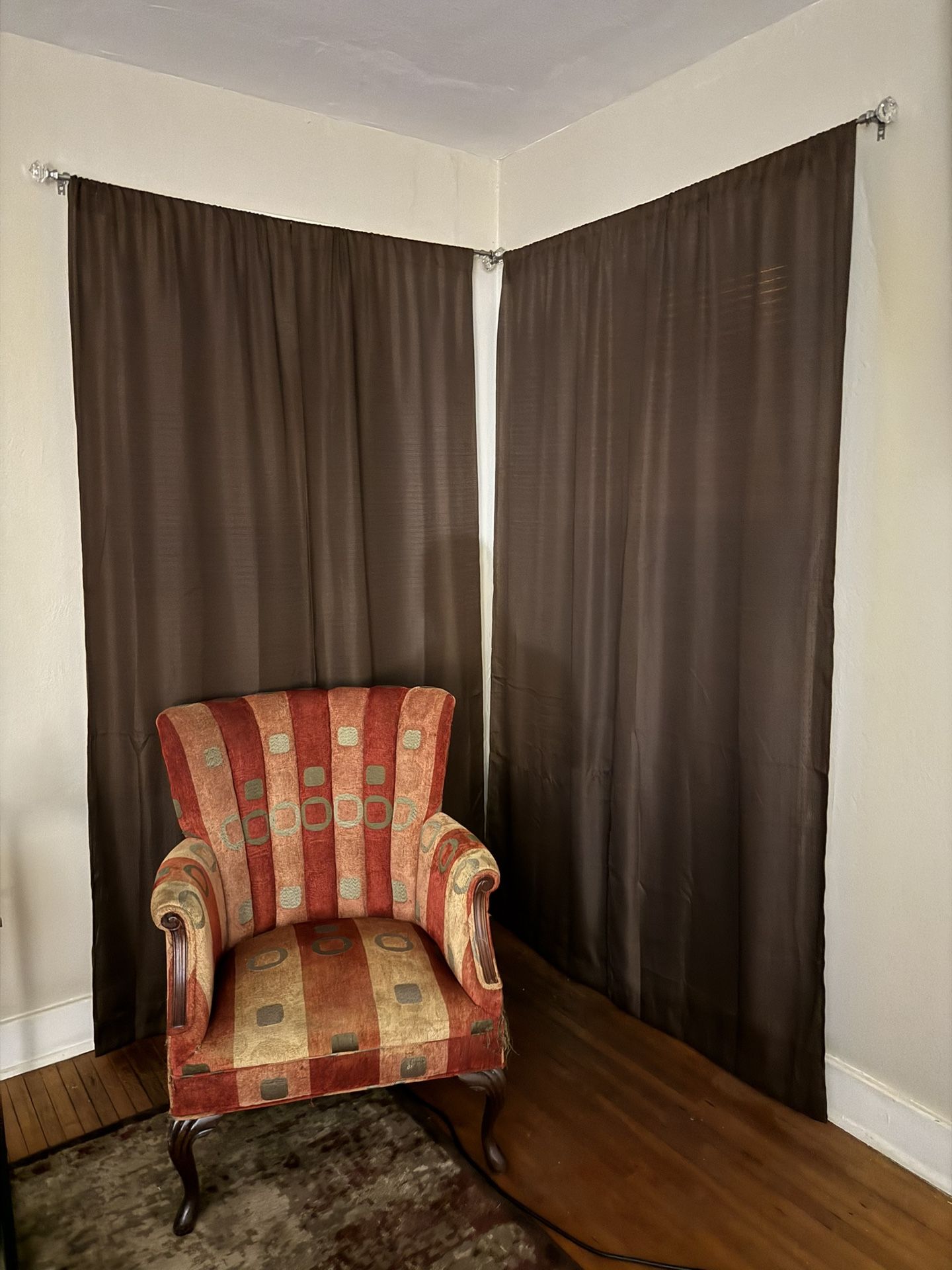 Curtains W/rod