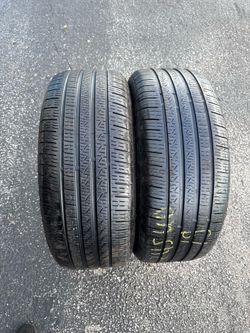 Set of 2 nice Runflat Pirelli Cinturato p7 245/40/19 ( We install & balance)