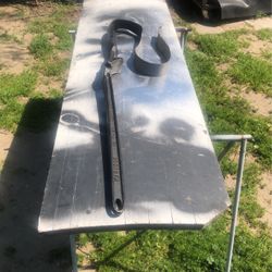 Lowell Wrench Co 24 Inch Strap Wrench With 46 Inch Strap Used In Good Condition 