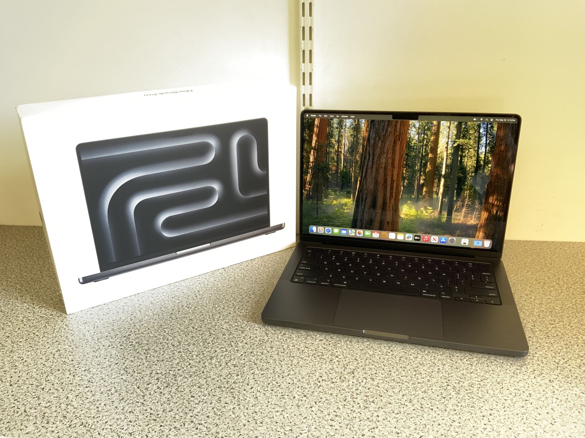 14” MacBook Pro w/M4 Chip