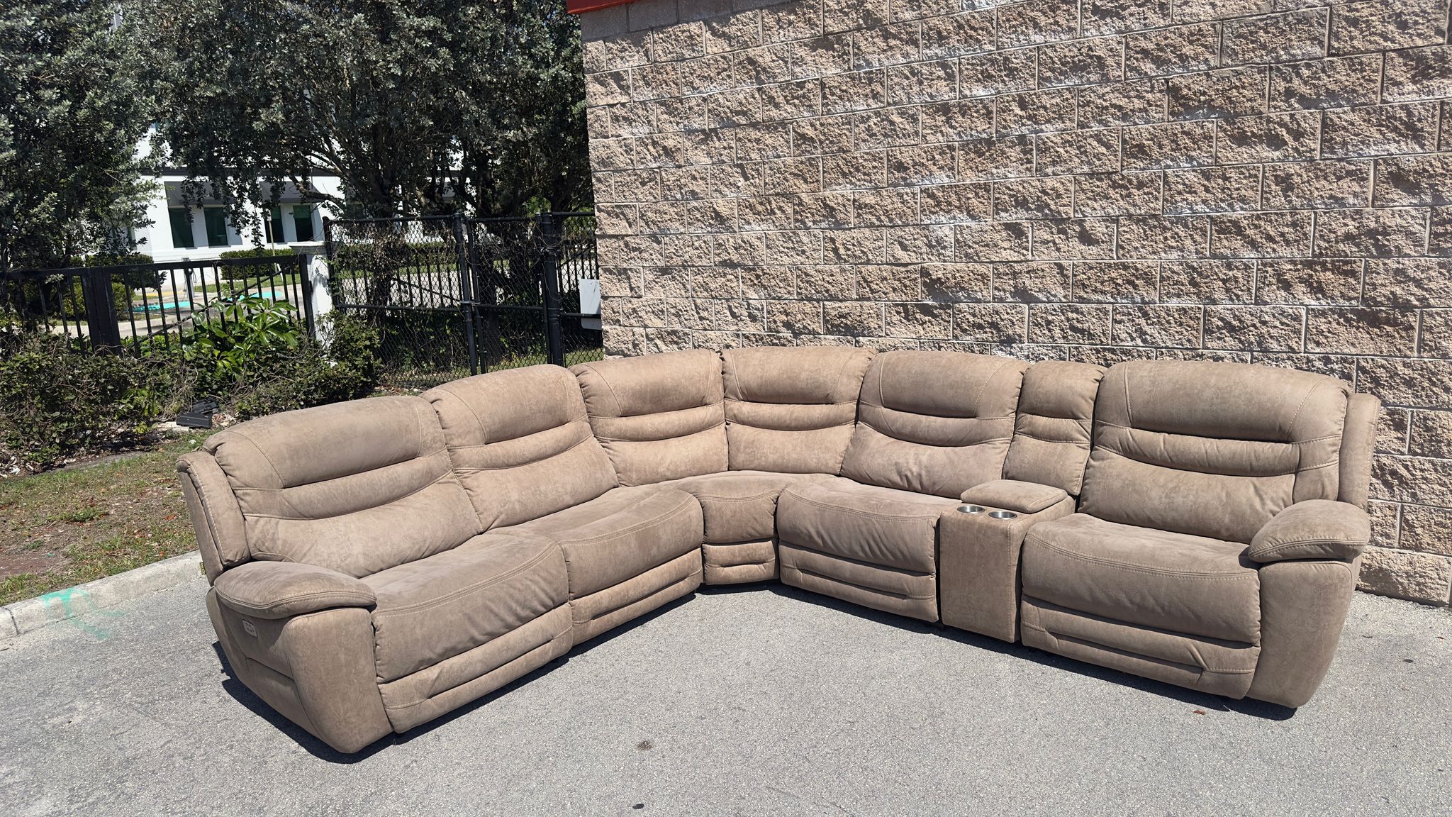 CARLO PERAZZI MICROFIBER MODULAR SECTIONAL 3 POWER RECLINERS & HEADREST CUP HOLDER - delivery is negotiable