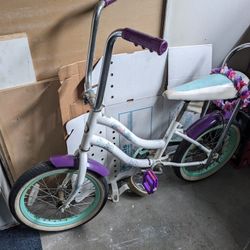 Schwinn Jasmine 16