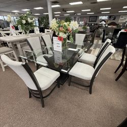 7 Pc Dining Table  No Credit Needed $10 Down 