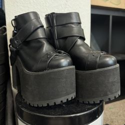 platform heels 