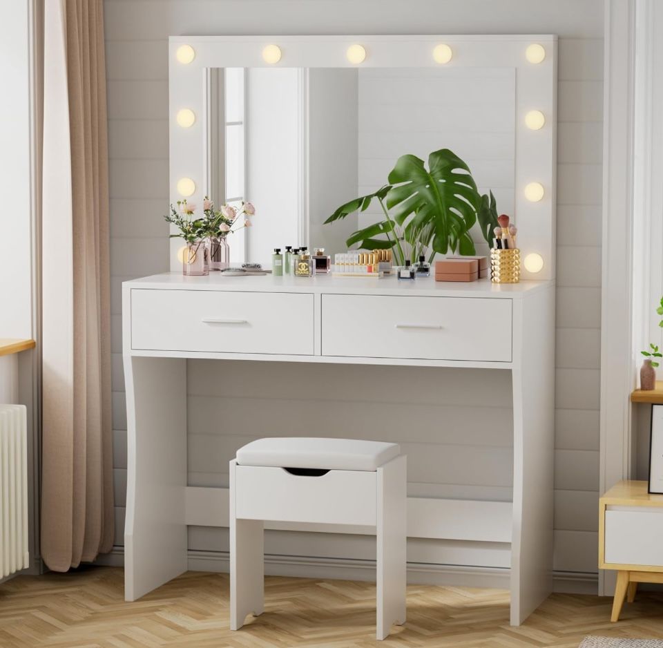 Vanity with Really Big Mirror With Drawers And Adjustable Lights