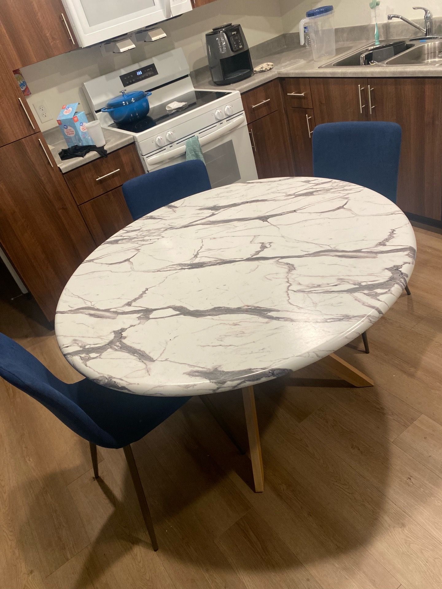 Dinning table